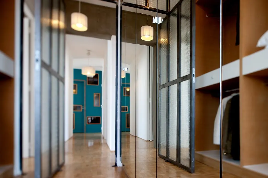 Loft Labourdette Hotel Marseille 0*,